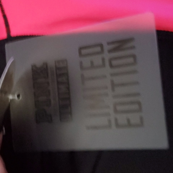 Victoria Secret Pink *LIMITED EDITION * Leggings - Picture 3 of 6